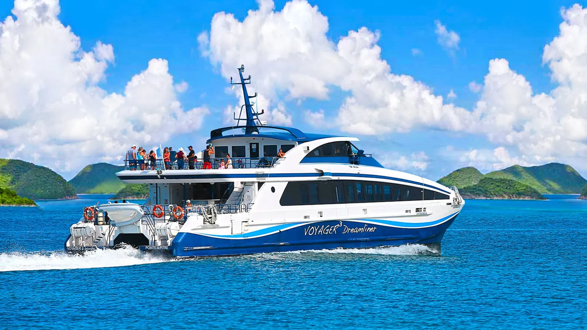 St. Barts Ferry from St. Maarten: Voyager