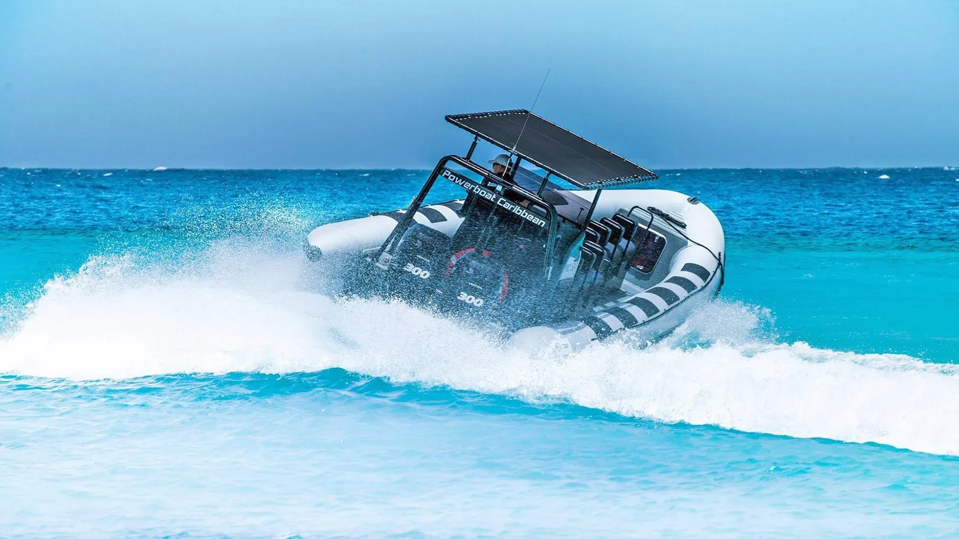 Powerboat Sightseeing Tour in Curacao