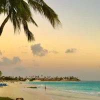 Sunset at Eagle Beach in Aruba - Top reason to move to Aruba in 2025